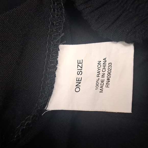 Brandy Melville Black Swing Flowy Mini Skirt Elastic Waist Pleated S M - Picture 5 of 6